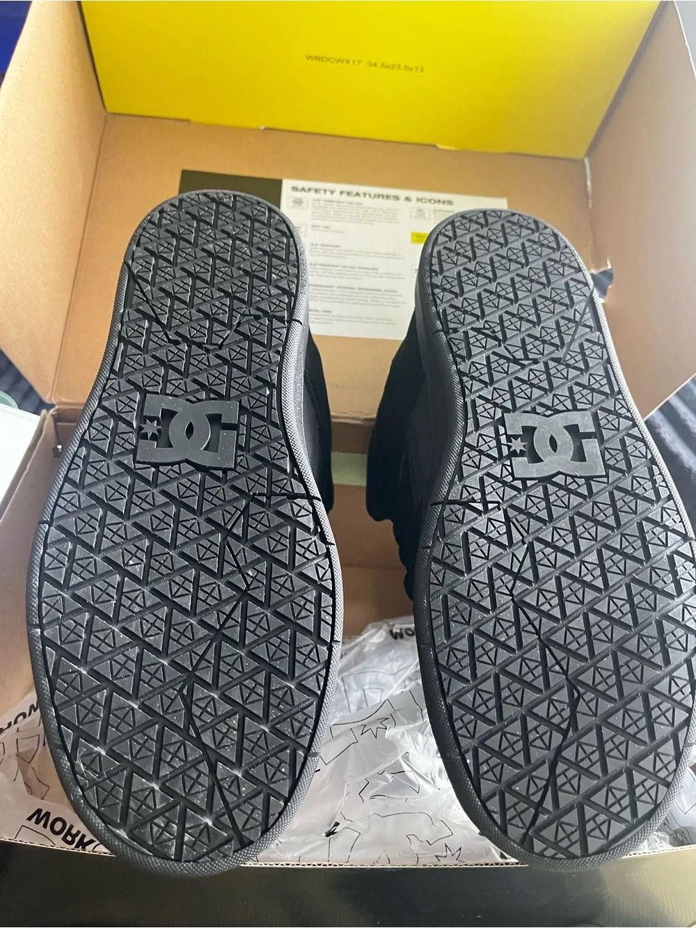 DC Workcrew Branded Gray Shoe Packaging